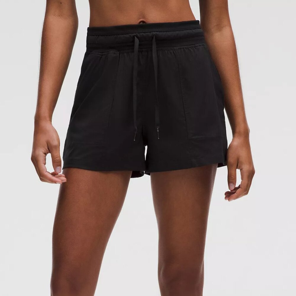 Dance Studio High-Rise Short 3.5"